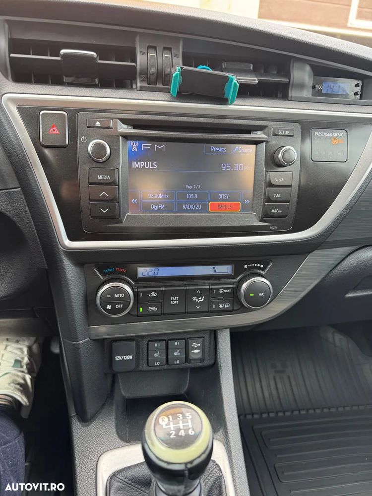 Toyota Auris - 5
