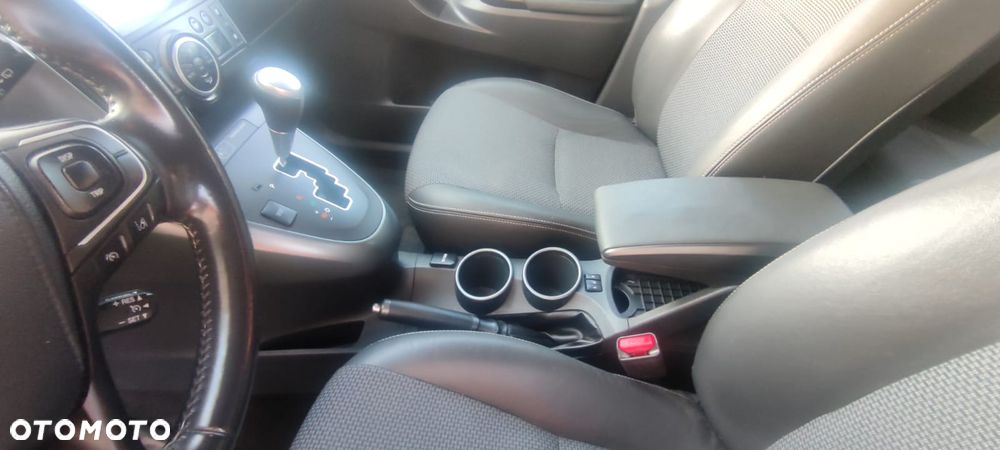 Toyota Verso 1.8 Prestige MS 7os EU6 - 24