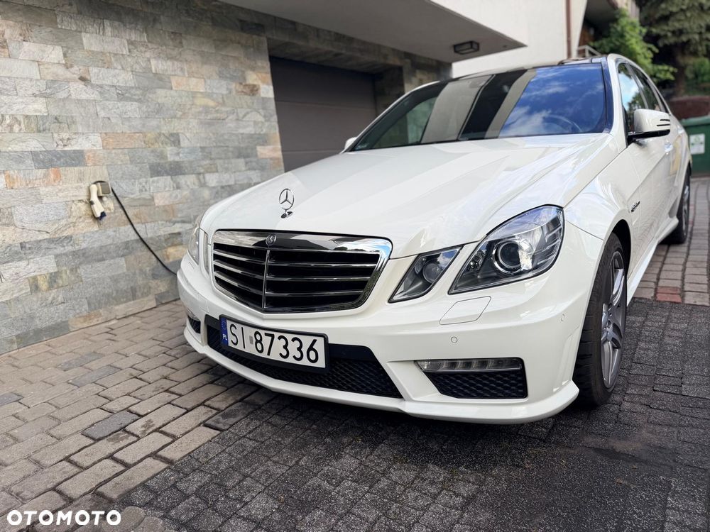 Mercedes-Benz Klasa E 63 AMG - 10