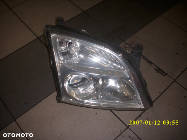 Opel Vectra c lampa przod prawa