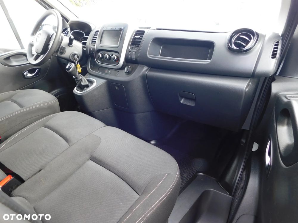 Renault TRAFIC - 7