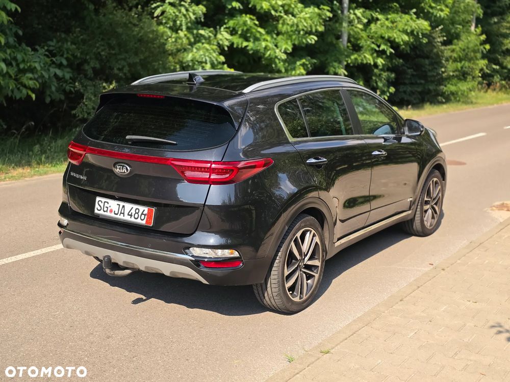 Kia Sportage 2.0 CRDI AWD Eco-Dynamics+ (48V M-H) PLATINUM - 16