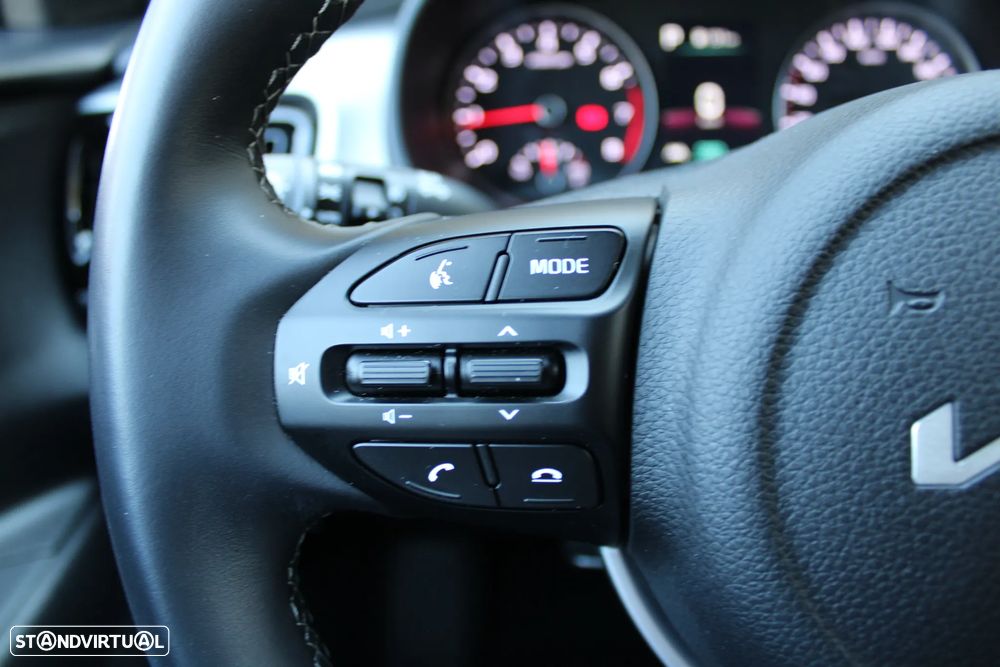 Kia Stonic 1.0 T-GDI Drive 7DCT - 24