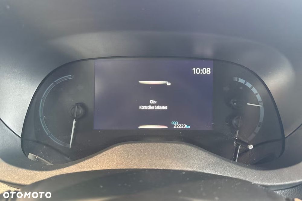 Toyota Yaris Cross - 12