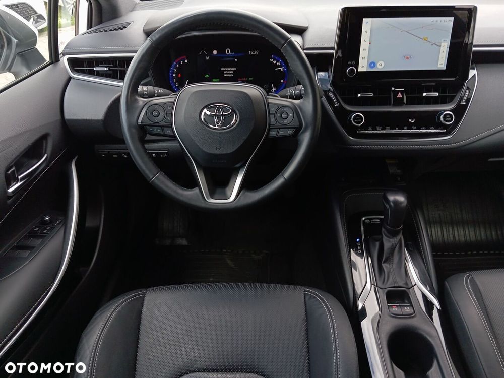 Toyota Corolla 2.0 Hybrid Executive - 22