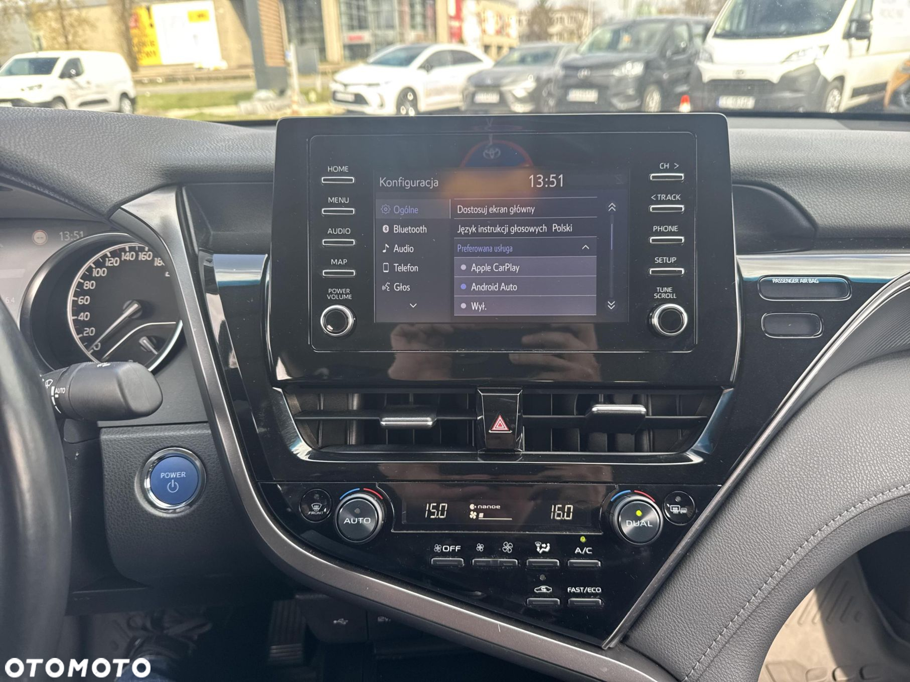 Toyota Camry 2.5 Hybrid Comfort CVT - 11