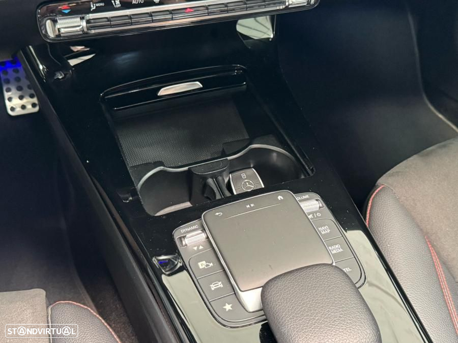 Mercedes-Benz CLA 250 e Shooting Brake AMG Line - 39