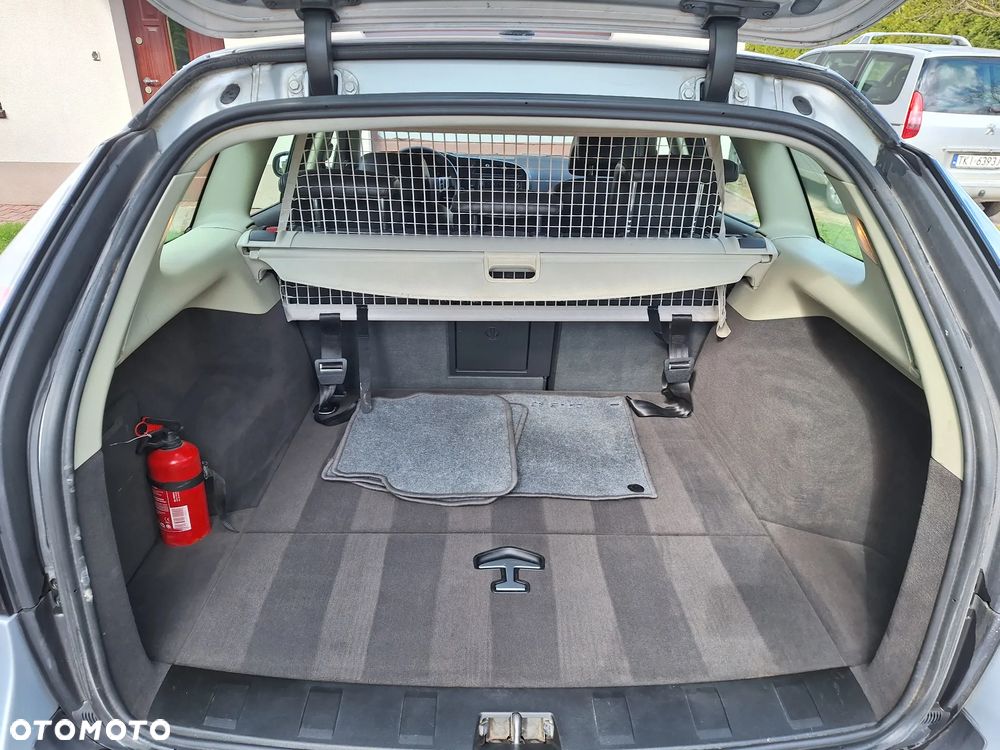 Saab 9-3 1.9 TiD DPF (Sportgetriebe) Vector - 10