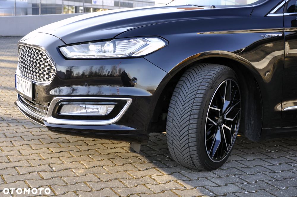 Ford Mondeo 2.0 TDCi STart-Stopp PowerShift-Aut Vignale - 33