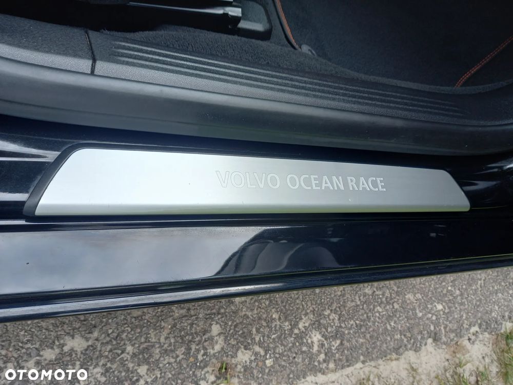 Volvo V40 D2 Ocean Race - 11