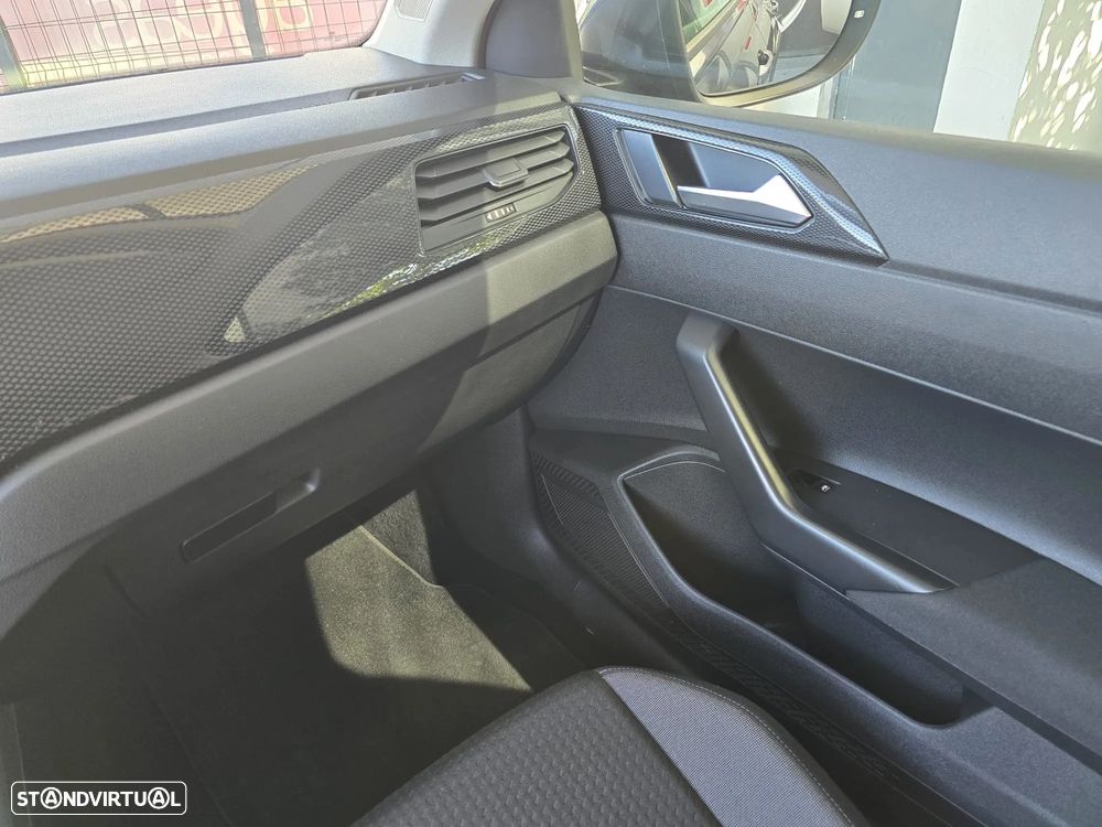 VW Taigo 1.0 TSI Urban DSG - 17