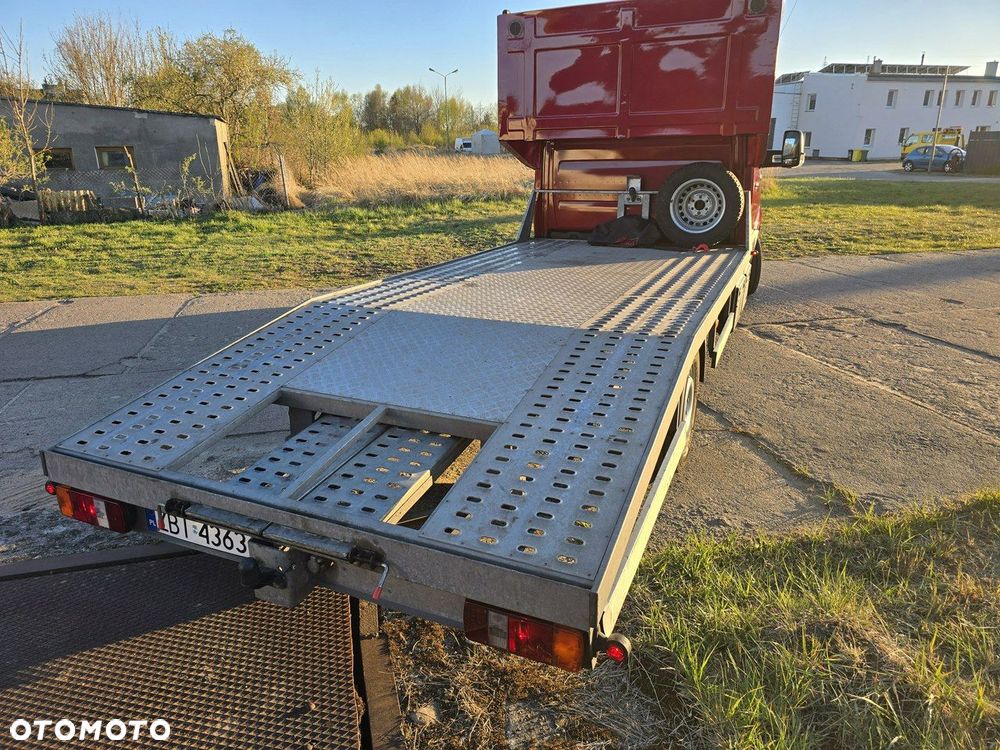 Mercedes-Benz Sprinter - 16