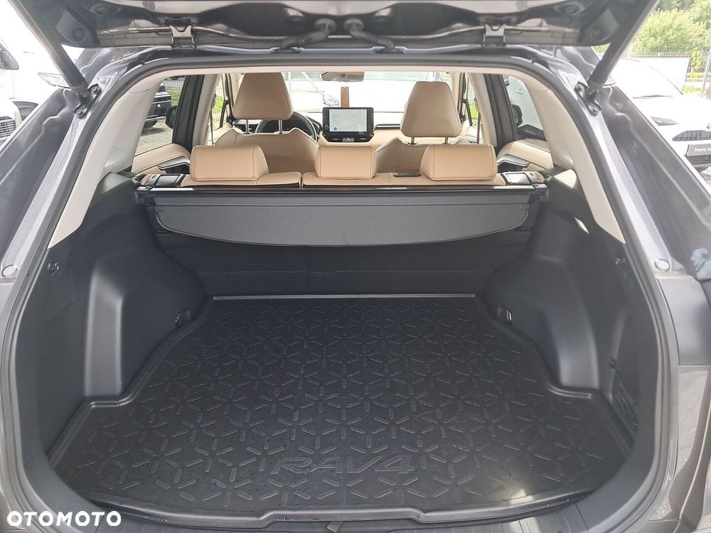 Toyota RAV4 - 23