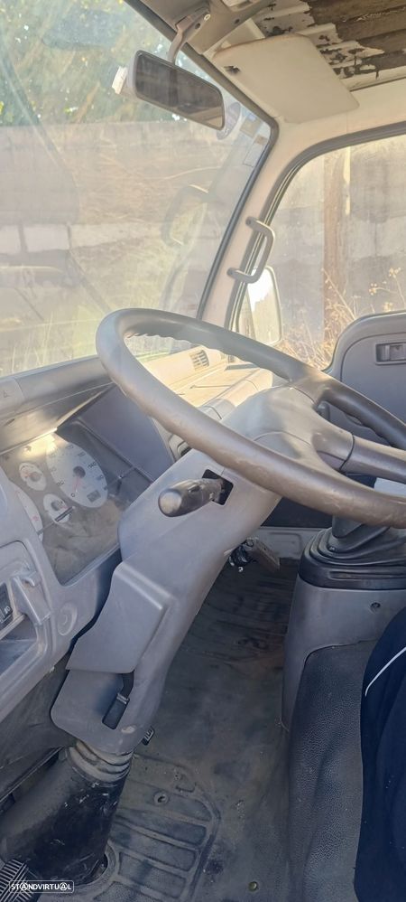 Nissan Cabstar - 4