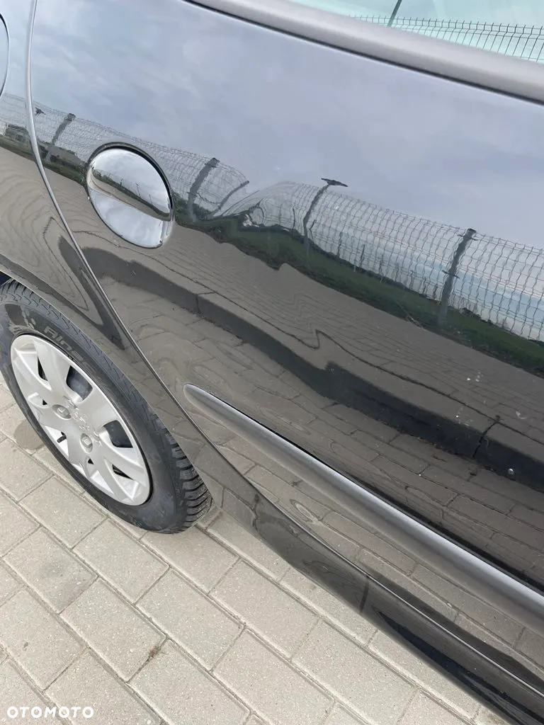 Peugeot 206 plus 206+ 1.4 HDI Presence - 24
