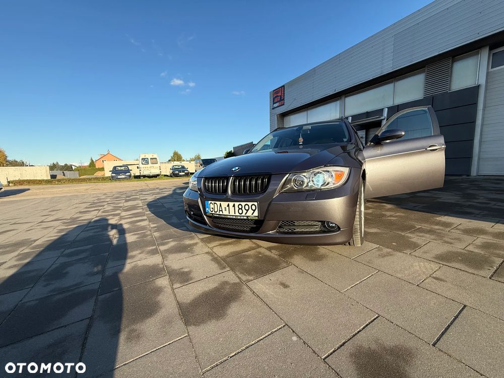BMW Seria 3 - 1