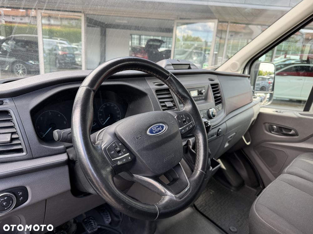 Ford Transit - 24