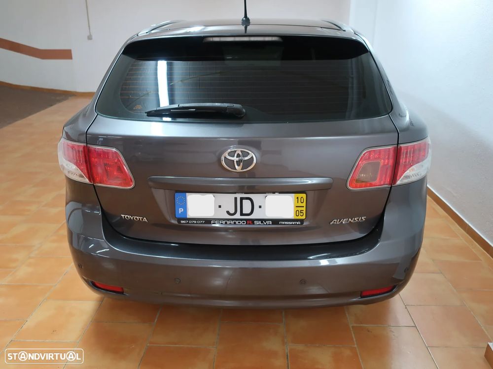 Toyota Avensis SW 2.0 D-4D Exclusive +Pele+GPS - 9
