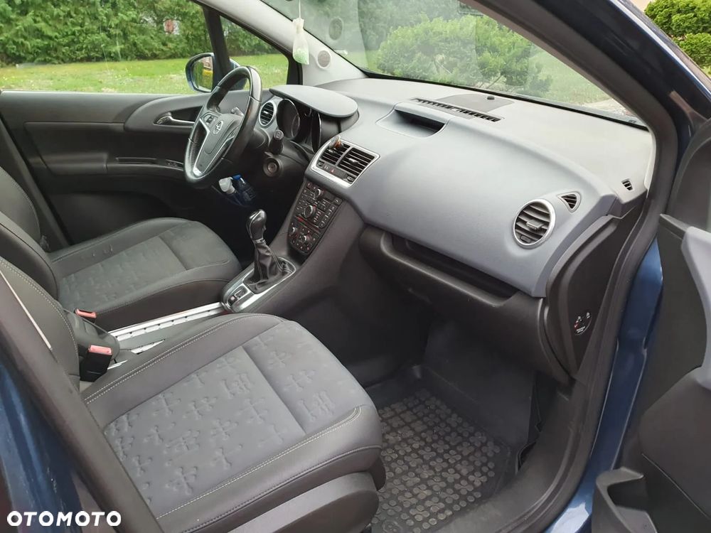 Opel Meriva - 13
