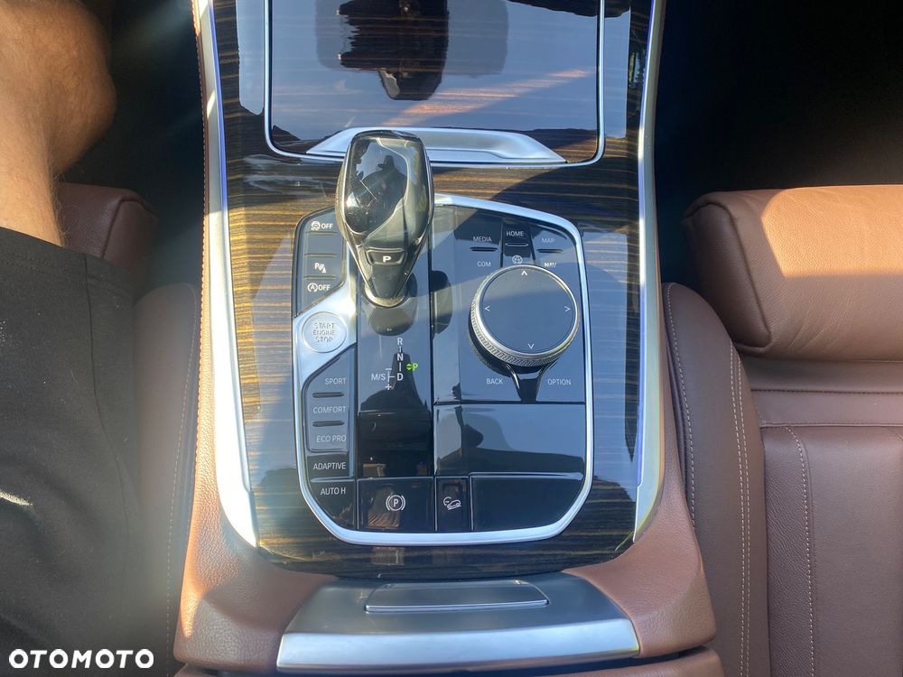 BMW X5 xDrive40i - 35