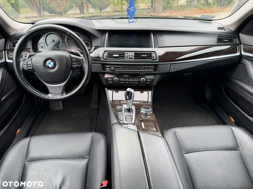 BMW Seria 5 520d Luxury Line - 6