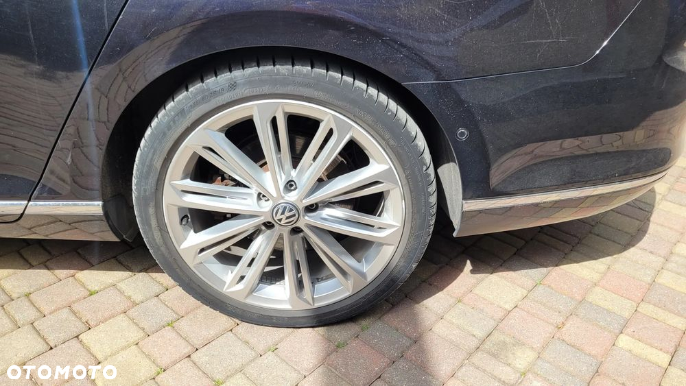 Volkswagen Passat 2.0 TDI 4Mot Elegance DSG - 11