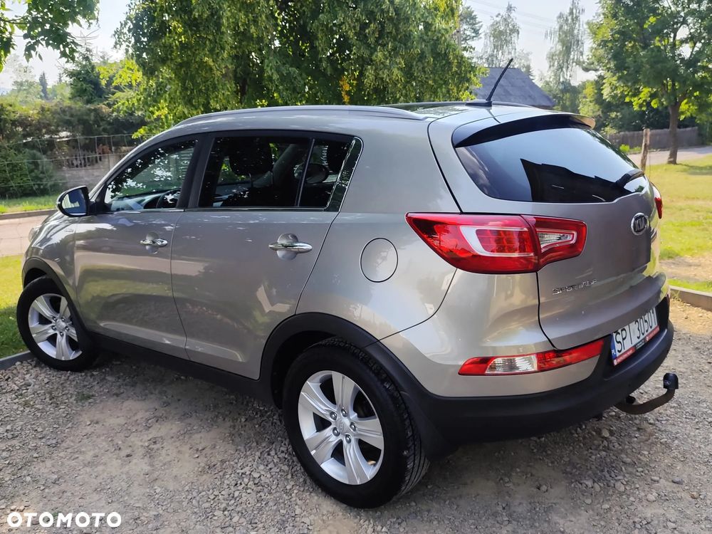 Kia Sportage 2.0 CRDI 4WD Automatik Fifa World Cup Edition - 30
