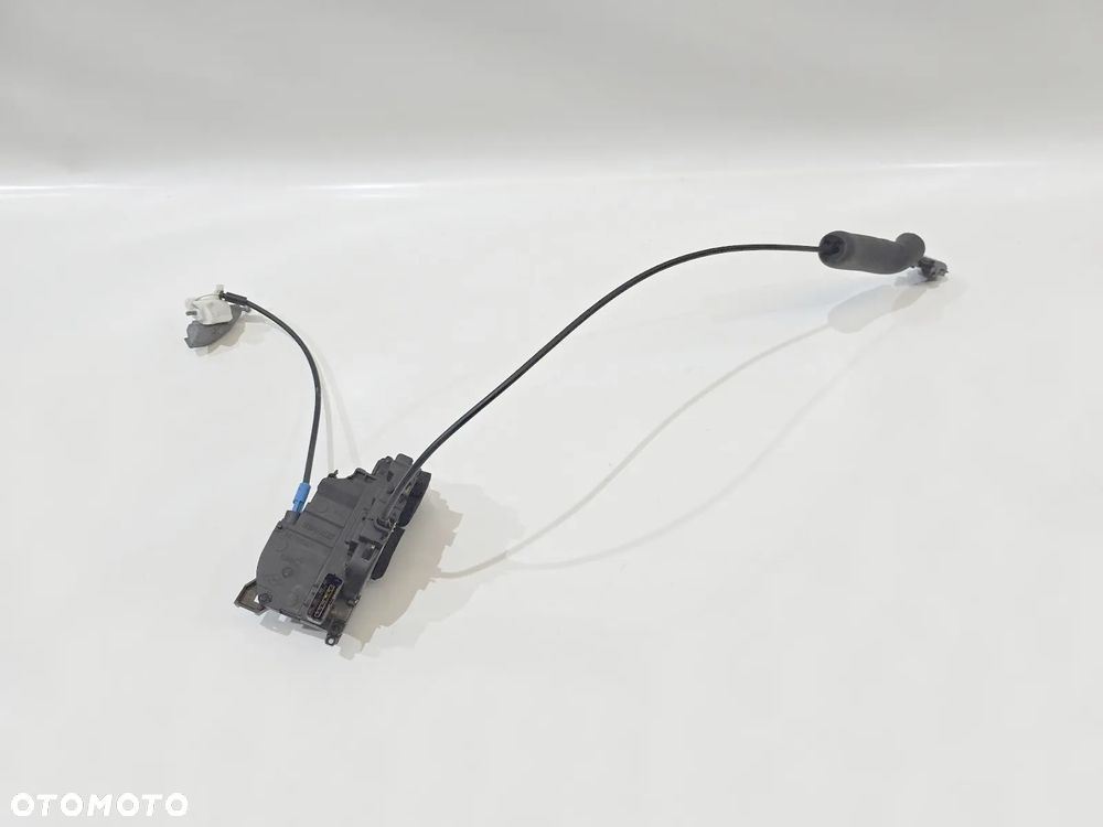 zamek drzwi przód prawy laguna III 11r coupe 6 pin 805020011R