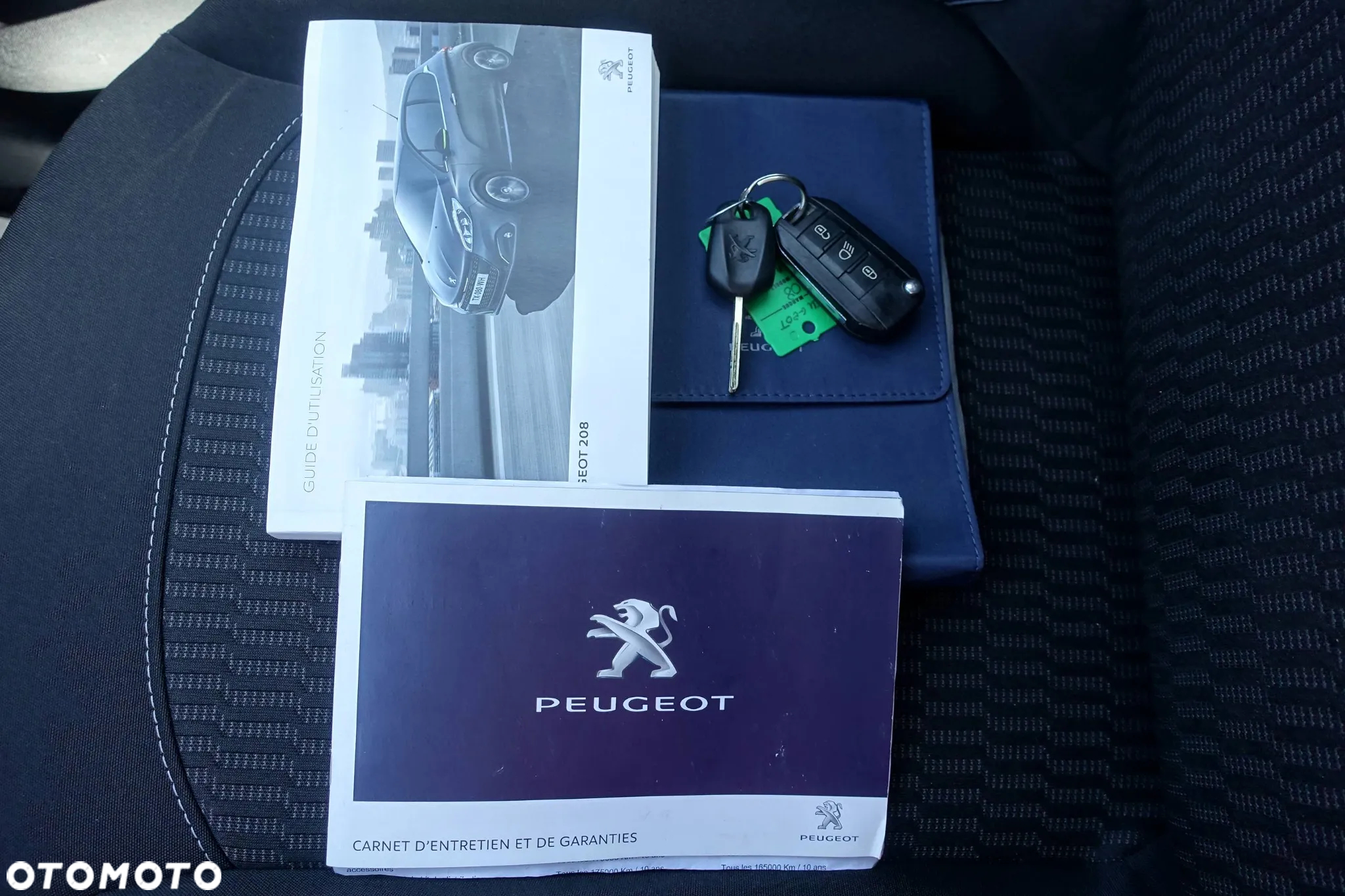 Peugeot 208 1.2 PureTech Style - 22