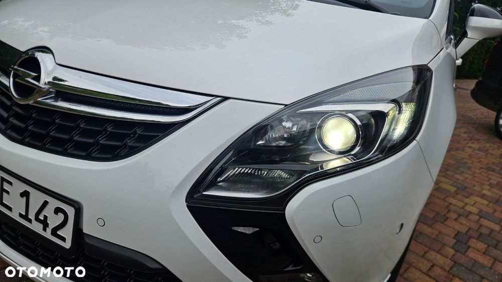 Opel Zafira - 12