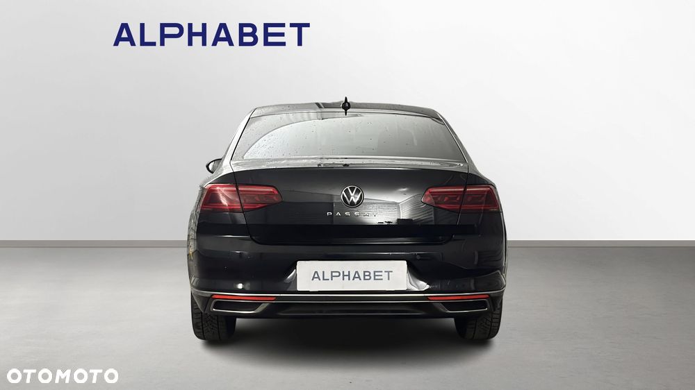 Volkswagen Passat 2.0 TDI EVO Elegance DSG - 4