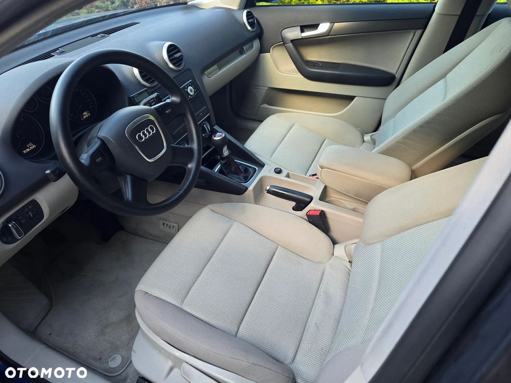Audi A3 Sportback 1.9 TDI Attraction - 8