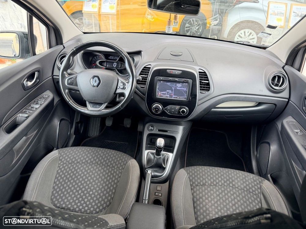 Renault Captur 0.9 TCE Exclusive - 3