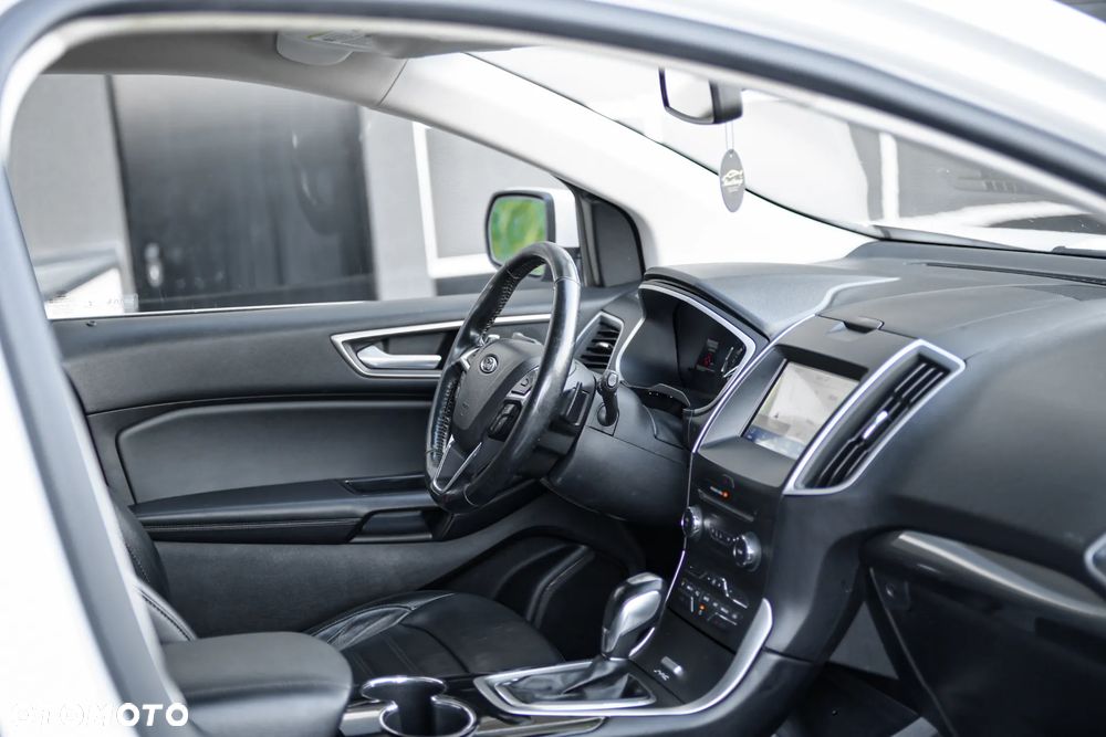 Ford Edge - 13