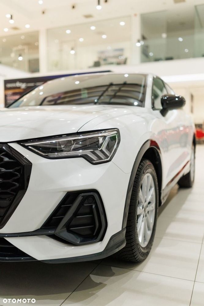 Audi Q3 - 12