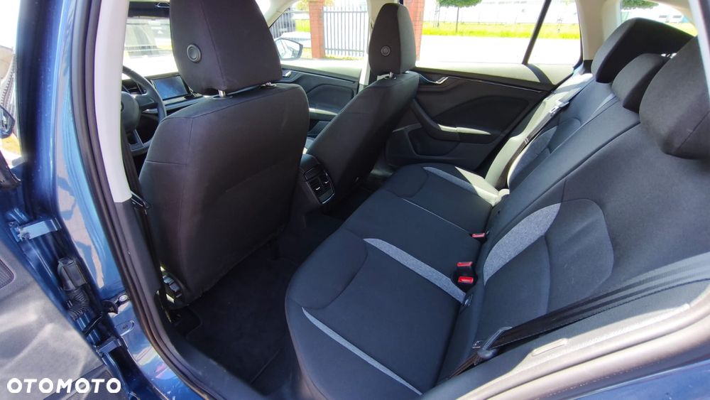 Skoda Scala 1.0 TSI Clever - 8