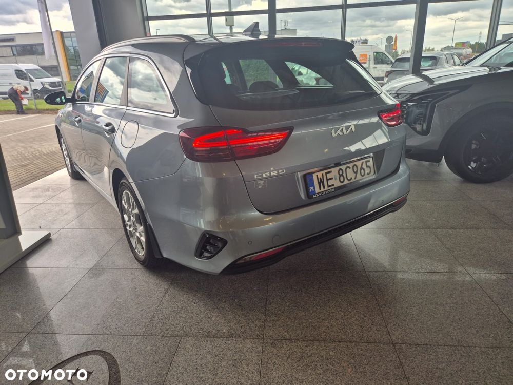 Kia Ceed 1.5 T-GDI M - 3