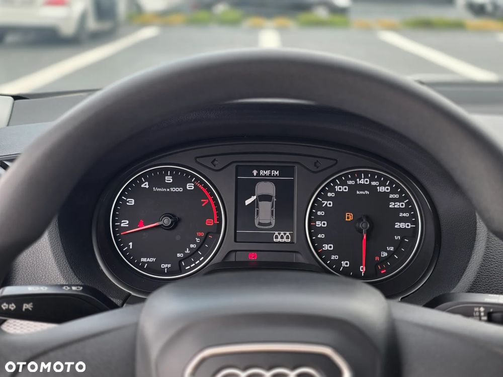 Audi Q2 30 TFSI Sport - 32
