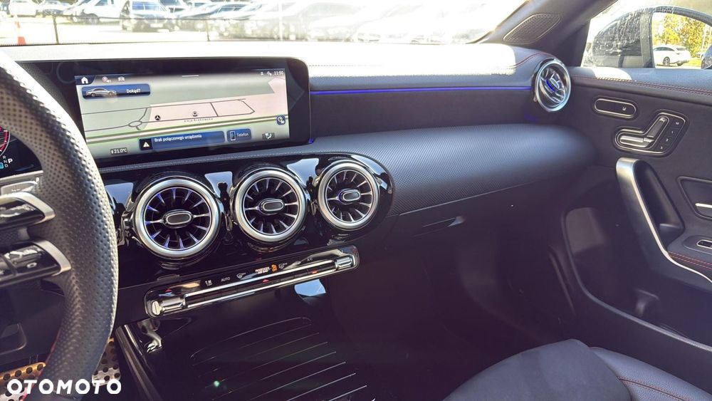 Mercedes-Benz CLA - 14