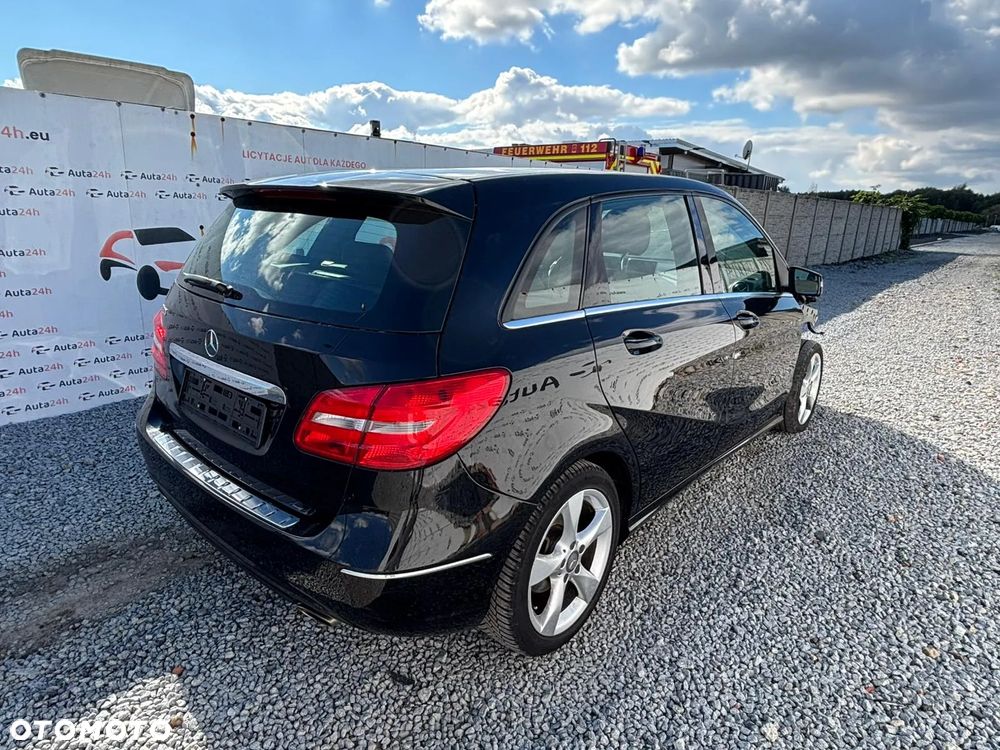 Mercedes-Benz Klasa B 180 BlueEFFICIENCY Edition - 5