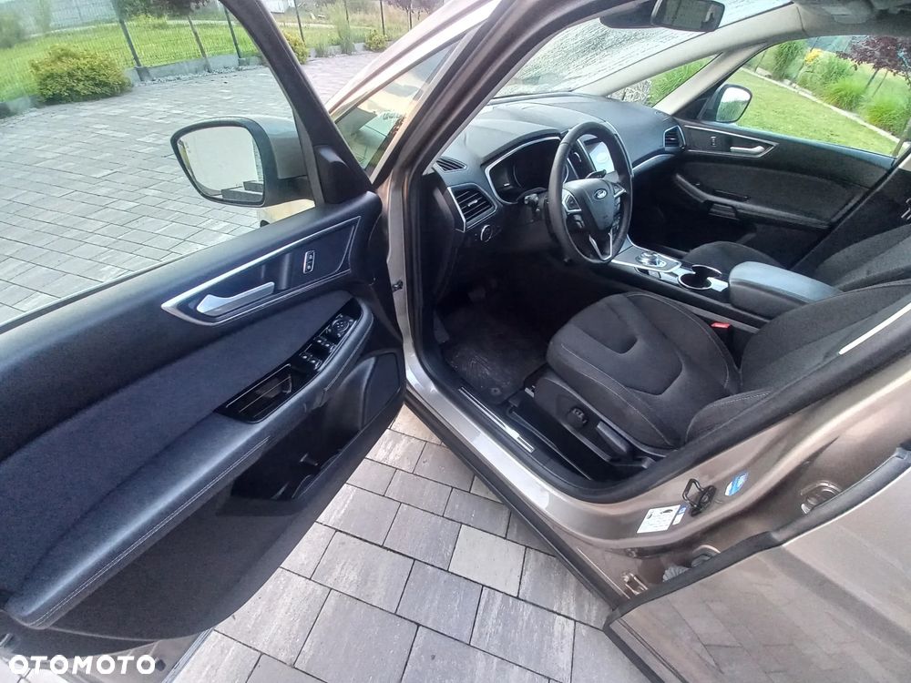 Ford S-Max 2.0 EcoBlue Titanium - 27