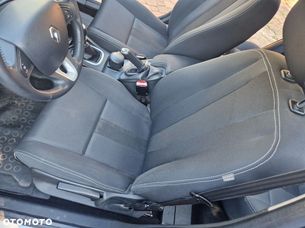 Renault Megane - 9