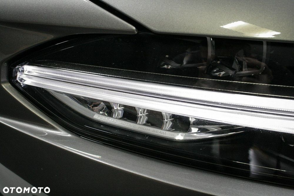 Volvo V90 Cross Country - 29