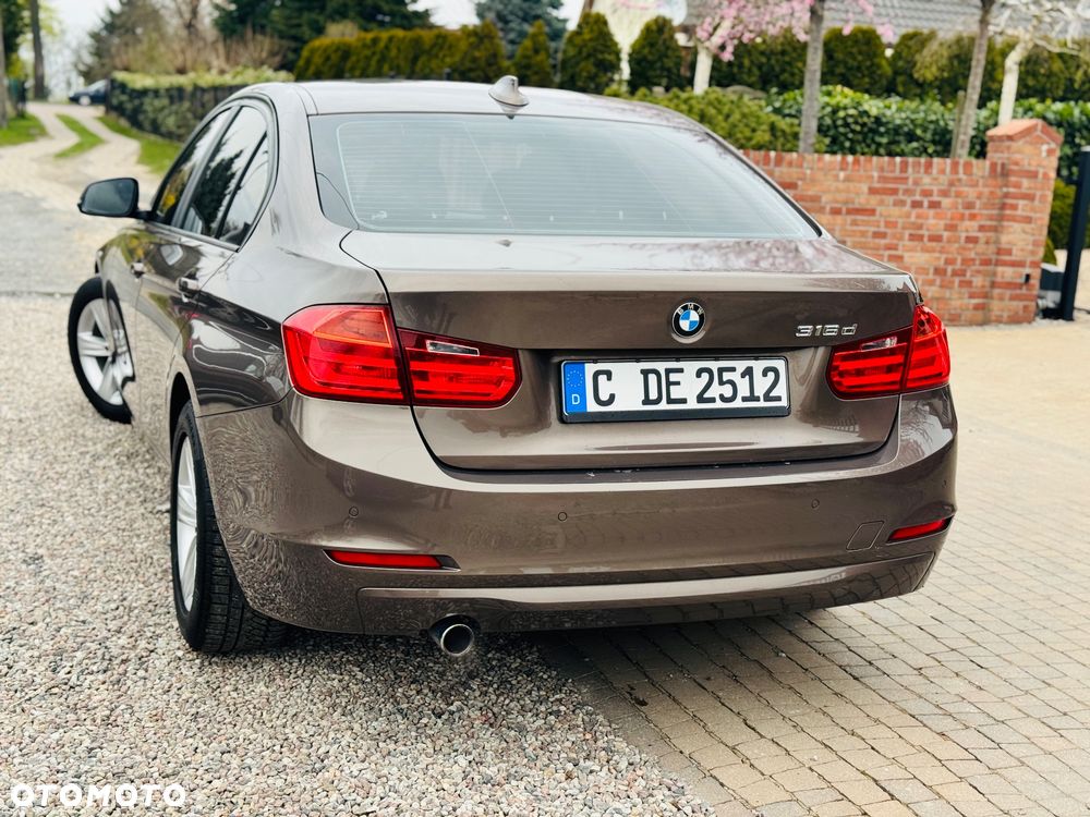 BMW Seria 3 316d DPF Edition Exclusive - 30