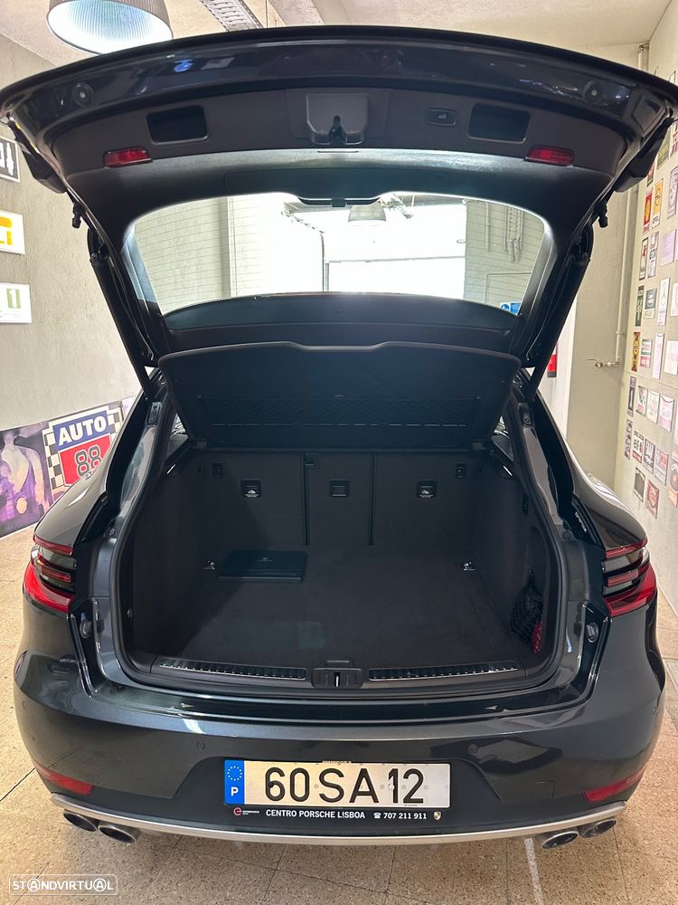 Porsche Macan S - 30