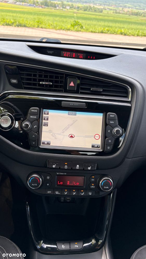 Kia Ceed 1.6 CRDi 136 ISG Platinum Edition - 21