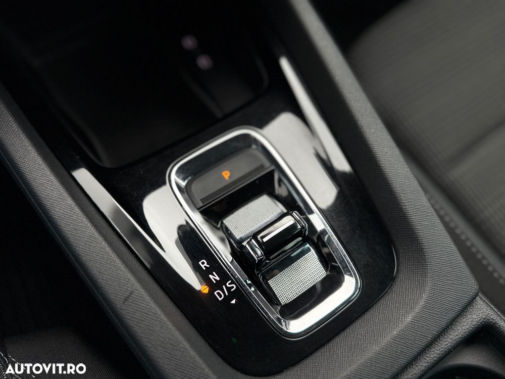 Skoda Octavia Combi 2.0 TDI DSG Premium Edition - 13