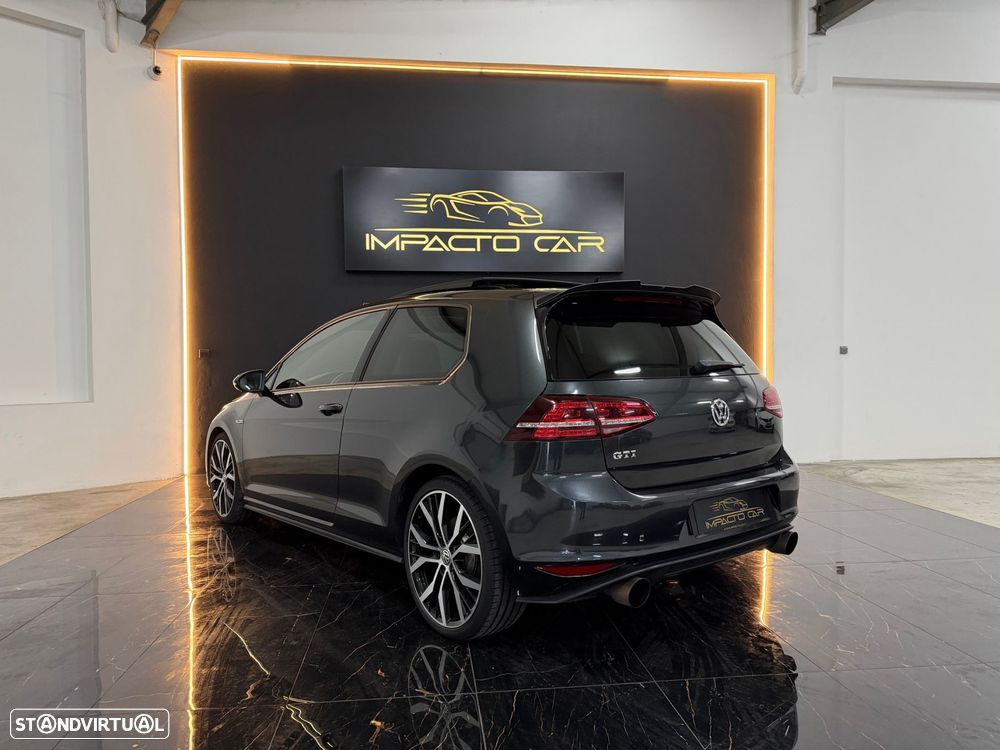VW Golf 2.0 TSi GTi DSG - 9