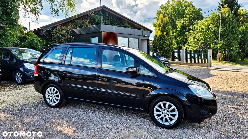 Opel Zafira 1.8 Innovation 110 Jahre - 8