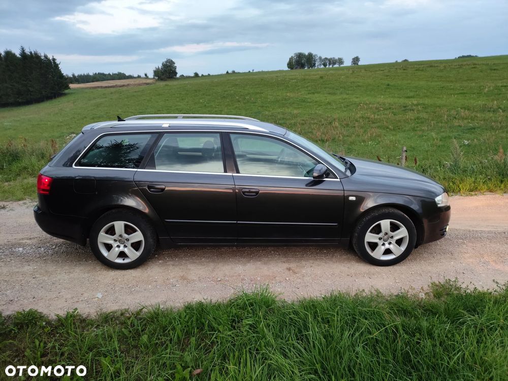 Audi A4 Avant - 4